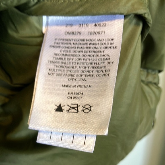 Mountain Hardwear Green Puffer Jacket Quilted Insulatation Vest - Picture 5 of 7
